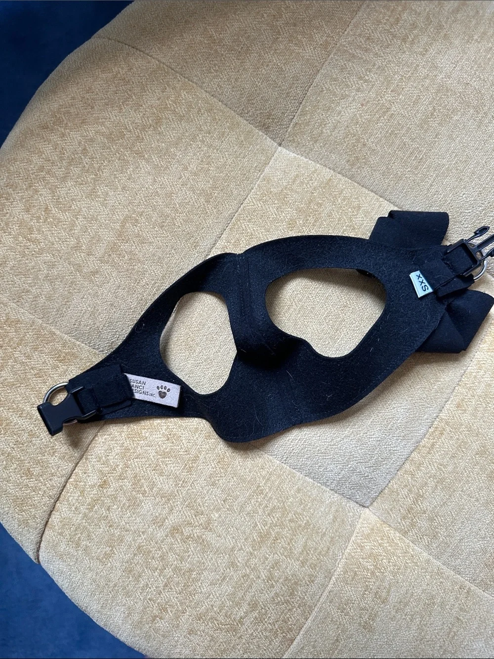 Susan Lanci Nouveau Bow Step-In Harness - Black XXS